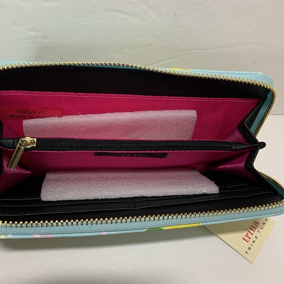 Trina Trina Turk Lemon Wallet Zip Around Closure NWT - Picture 5 of 7